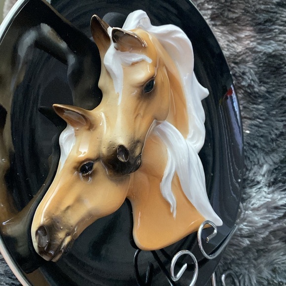 VINTAGE  3D HORSES
PLATE - Picture 16 of 16